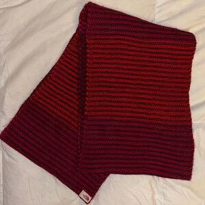 Burgundy and Red toned The North Face Circular Scarf